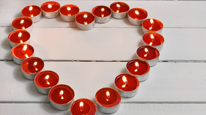 Se venden velas románticas – KISS FM
