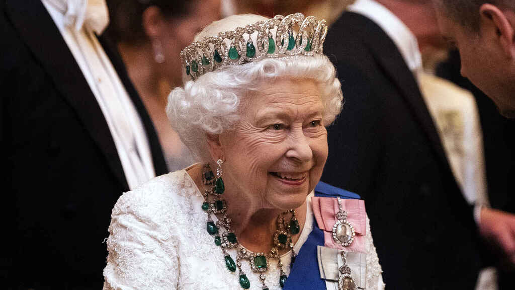Isabel II de Inglaterra cumple 70 años en el trono