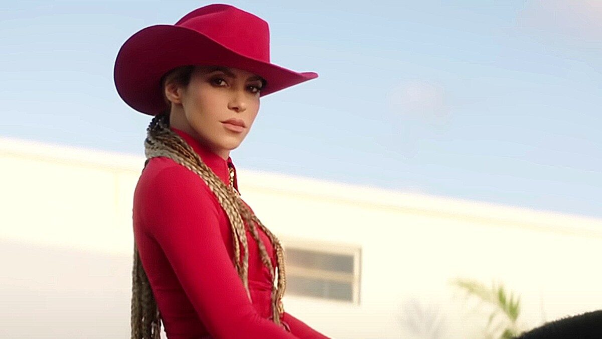 Shakira publica 'El jefe' – KISS FM