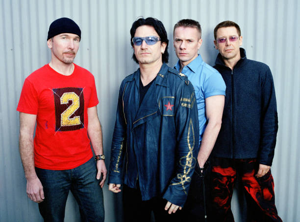 U2 actuará en los Grammy