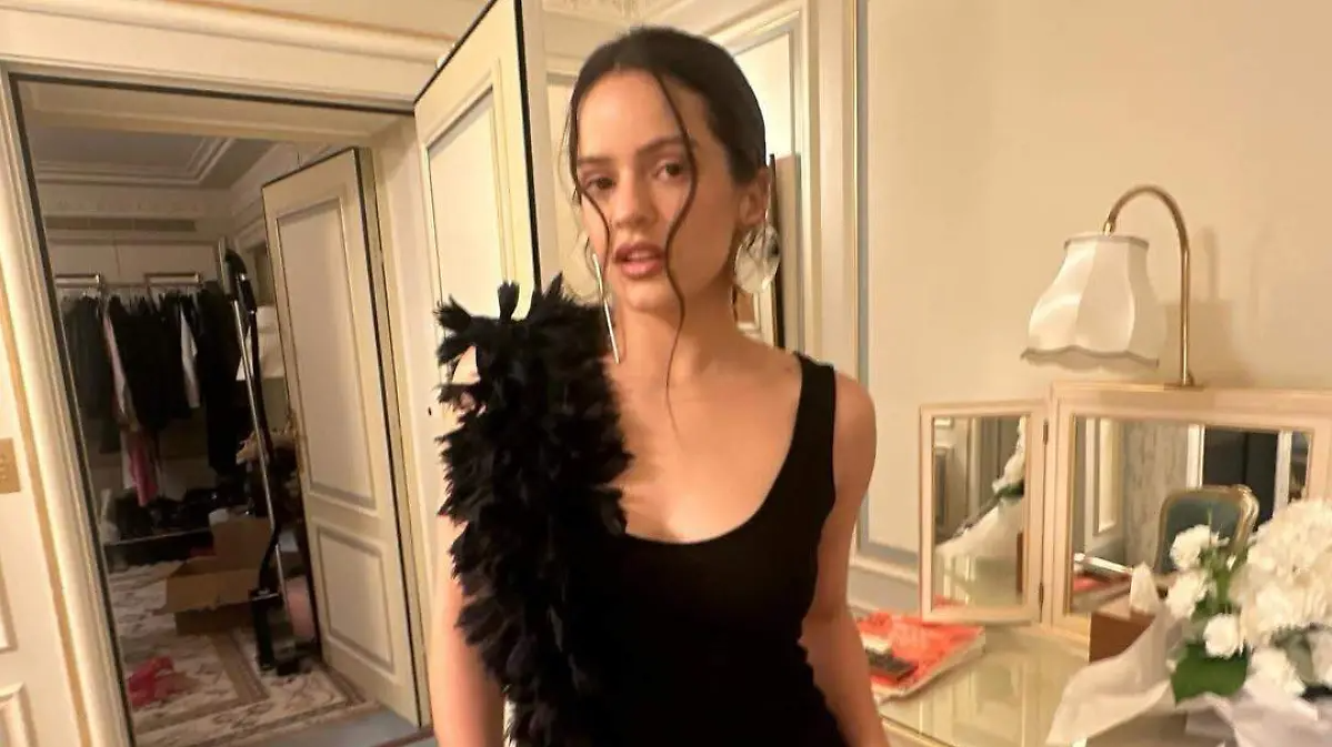 Rosalía presenta 'LUX' en México