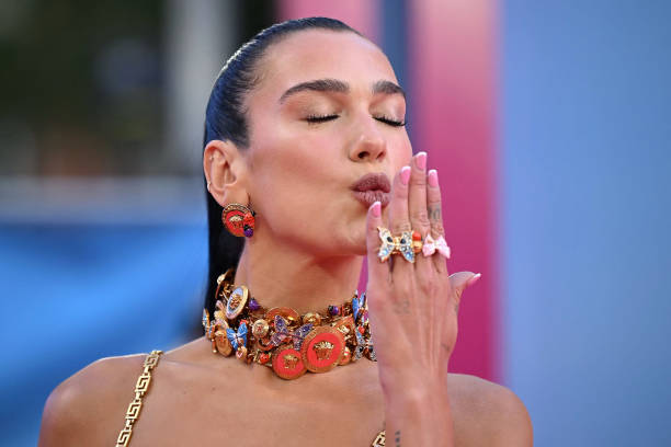 Dua Lipa sorprende a México con un sabor muy suyo