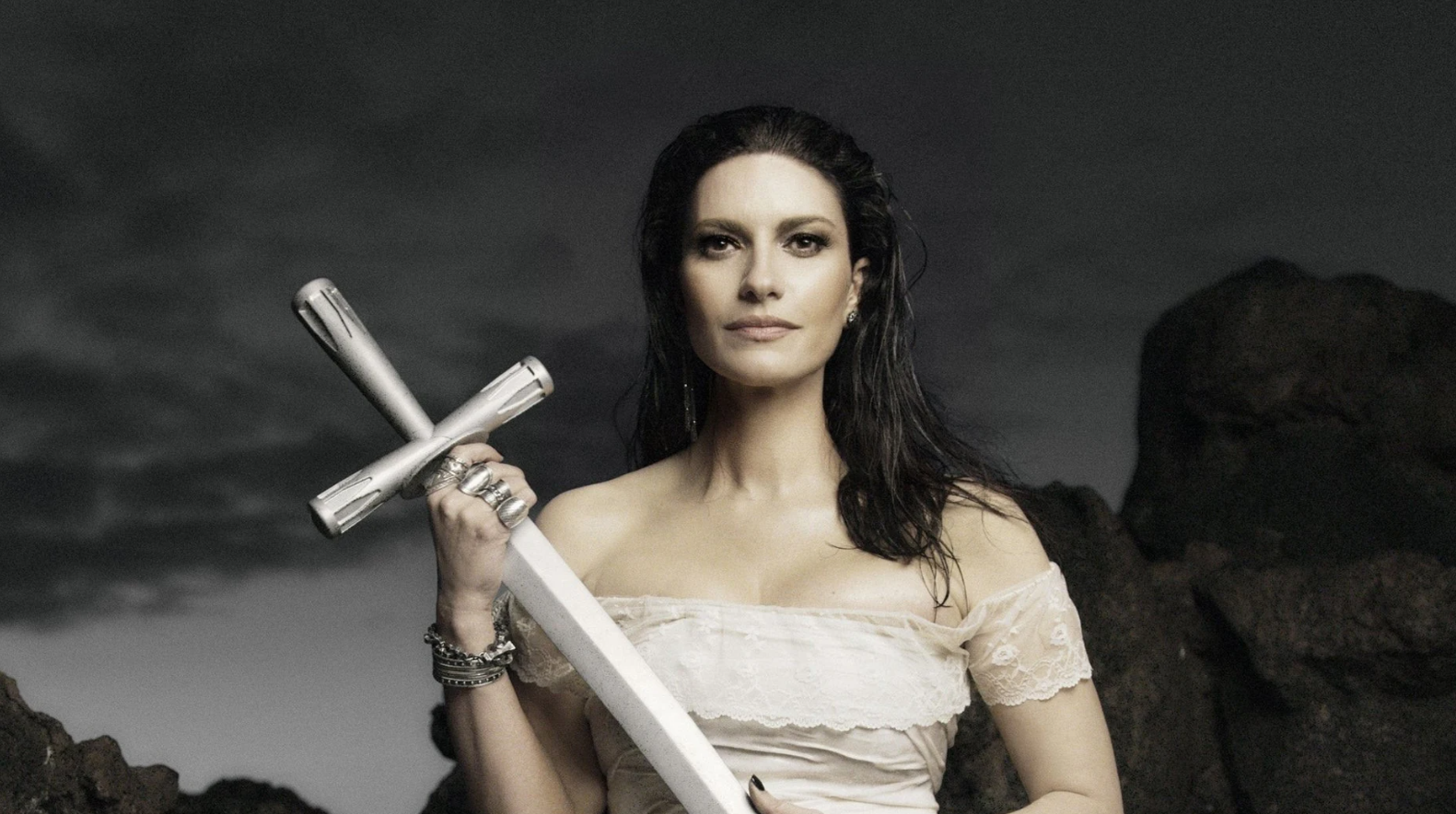 El homenaje musical con el que la italiana vuelve a emocionar