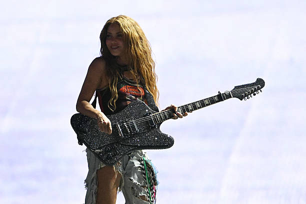 Shakira mira al pasado sin rencor